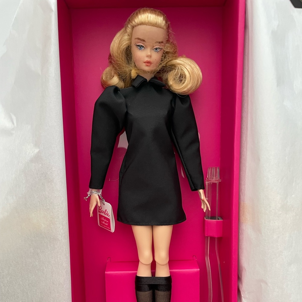 Barbie Best in Black